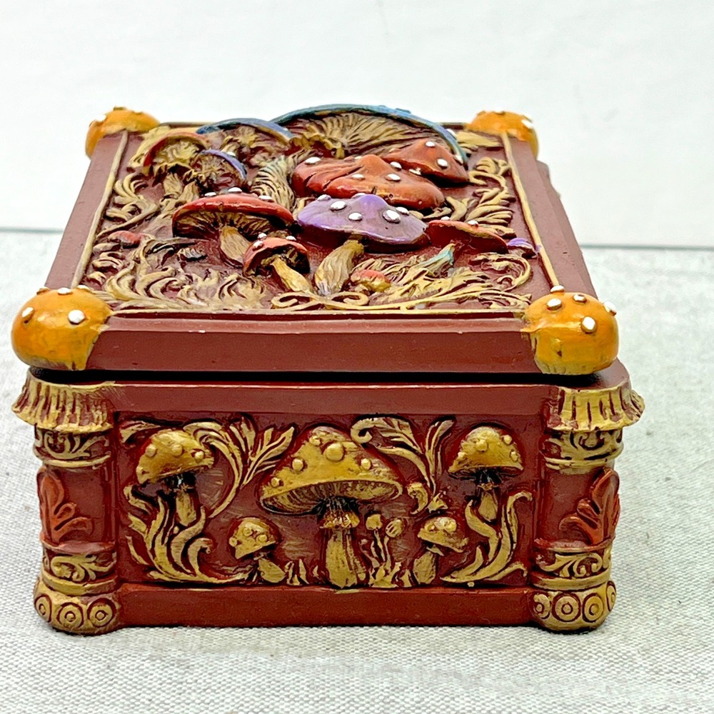 Colorful Whimsical Mushroom Toadstool Resin Trinket Box 5.5" x 3.75" x 2" - Picture 4 of 8
